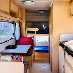 https://la-caravane-de-la-tuilerie.midi-pyreneeshotels.com
